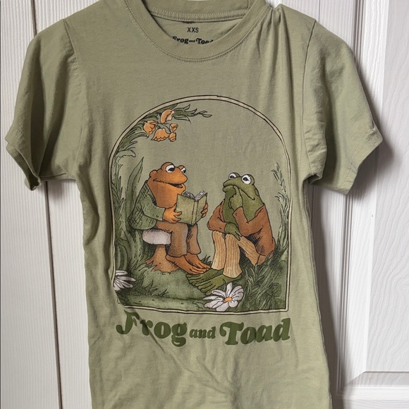Frog And Toad Tops - Frog and Toad Olive Green Graphic Tee - Women